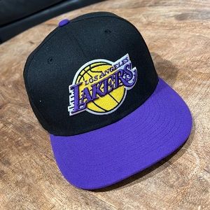 New Era Lakers 59Fifty Fitted Hat, Size 7.5